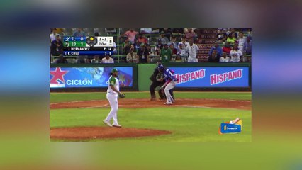 Ramón Hernández decide con jonrón la victoria del Licey 2-1 sobre las Estrellas