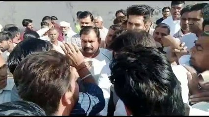 भाजपा- कांग्रेस आमने-सामने