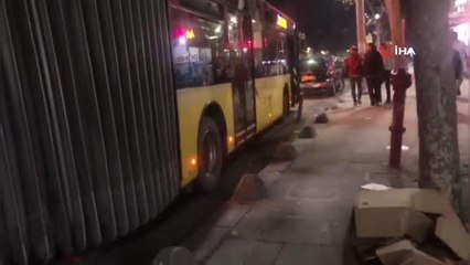 Arızalanan İETT otobüsü trafiği kilitledi