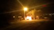 Düzce'de park halindeki otomobil alev alev yandı