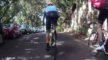 De vuelta por la trinchera del Camino Viejo aun está peor. / @pedrosanch