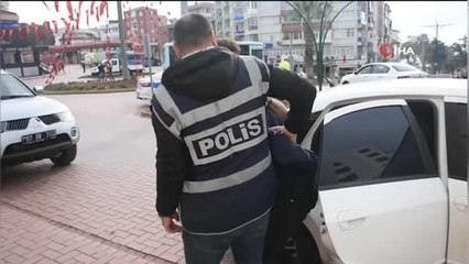 Sinop'ta yaşlı kadını dolandırıp altınlarını alan şahıs tutuklandı