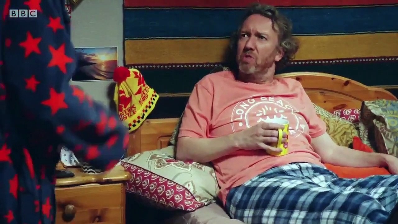 Millie Inbetween - Se3 - Ep08 - Breakfast in Bed HD Watch HD Deutsch