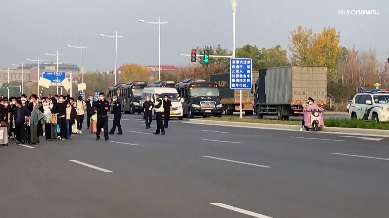 Wegen Covid-19: Dramatische Flucht aus Chinas größtem iPhone-Werk