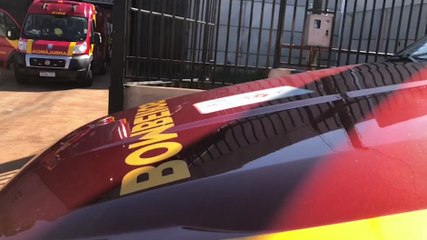 Homem sofre queda de caminhão em empresa no Bairro Pacaembu