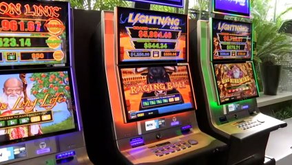NSW Premier to push ahead with cashlesss gaming card, despite Nationals concerns