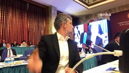 Garo Paylan'dan Bakan Özer’e 'bıyık' tespiti