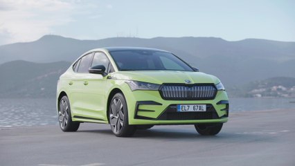 ŠKODA ENYAQ RS iV - RS-spezifisches Exterieur, Voll-LED-Matrix-Scheinwerfer und Crystal Face serienmäßig