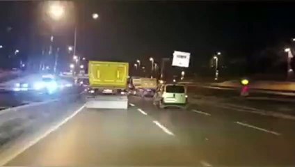Trafikte tehlikeli oyun! Hafriyat kamyonları İstanbul'daki otoyolda yarıştı