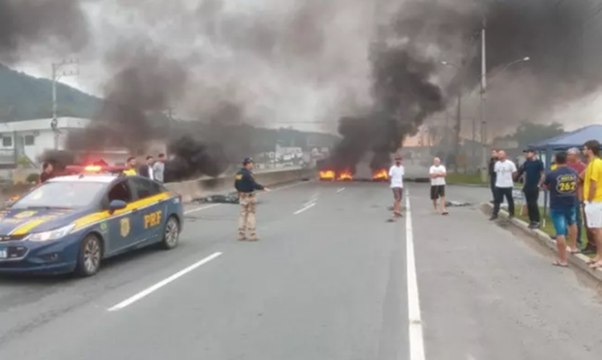 Jeová Campos critica movimento golpista de bolsonaristas contra vitória de Lula: “É inaceitável”
