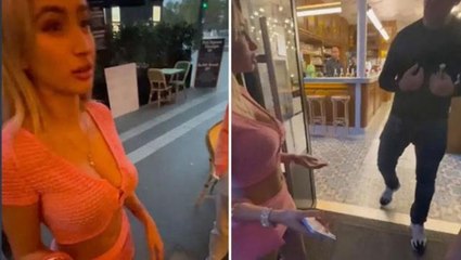 Genç kadının dekoltesini gören restoran yetkilisi, kapıda durup içeri girişini engelledi