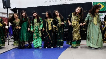 احتفال طلابي بنكهة المونديال في الدوحة