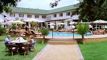 Hôtel Rwanda Bande-annonce (IT)