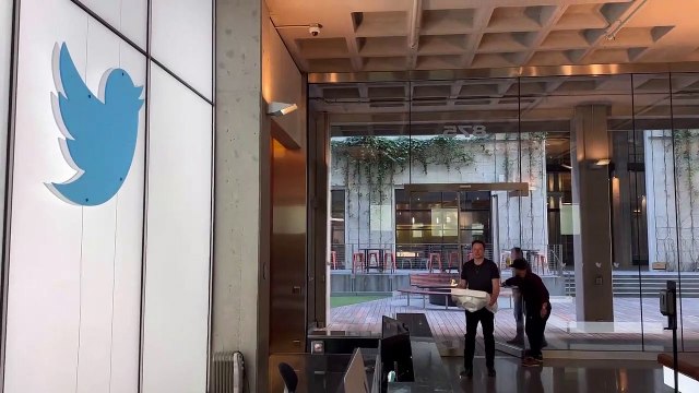 Twitter inicia despidos masivos tras la compra de Elon Musk