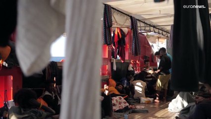 Bruxelles sui migranti in mare: "Salvare vite è un obbligo legale e morale"