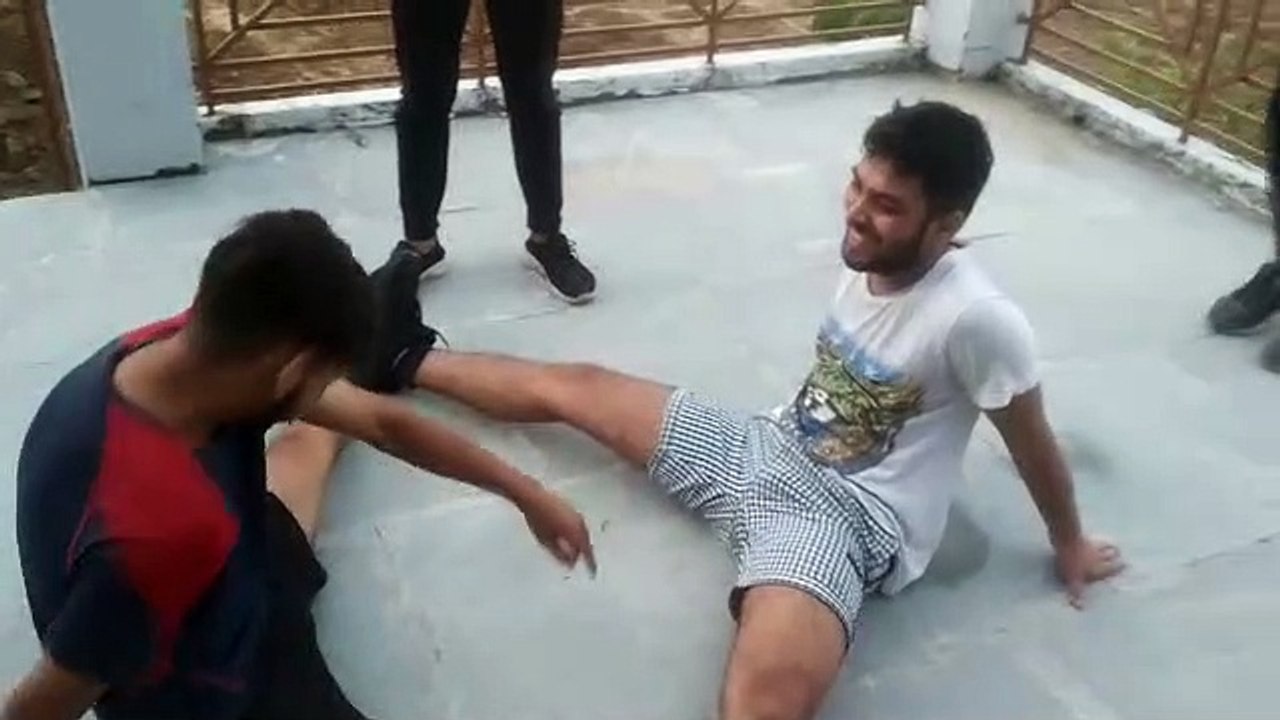 Hhhhh