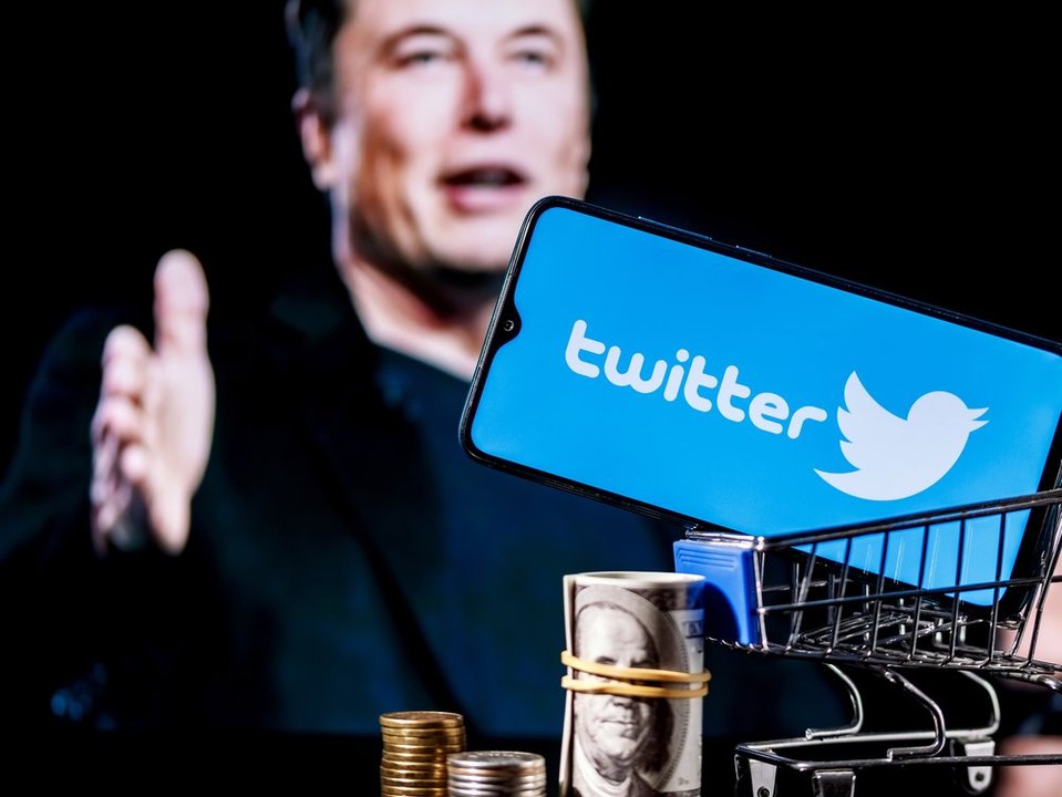 Nach Musk-Übernahme: Twitter entlässt Mitarbeiter per E-Mail