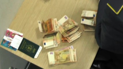 Bologna - Aeroporto, sequestrati 4,5 milioni di valuta non dichiarata (04.11.22)