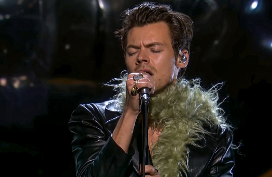 Harry Styles postpones Los Angeles concert due to 'band illness'
