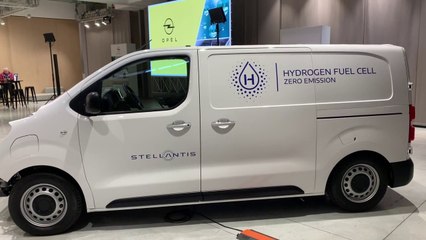 Descargar video: Opel Vivaro-e Hydrogen, il van alimentato a idrogeno