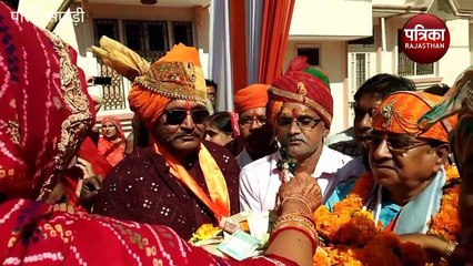 VIDEO : सालिगराम व तुलसी विवाह के साक्षी बने श्रद्धालु, नाचते-झूमते हुए शामिल