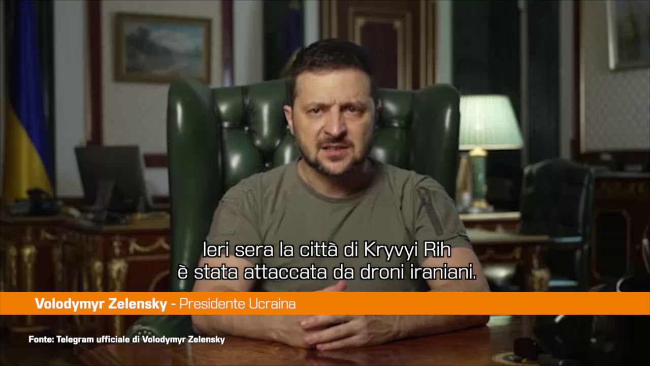Zelensky "Servono sanzioni informatiche contro la Russia"
