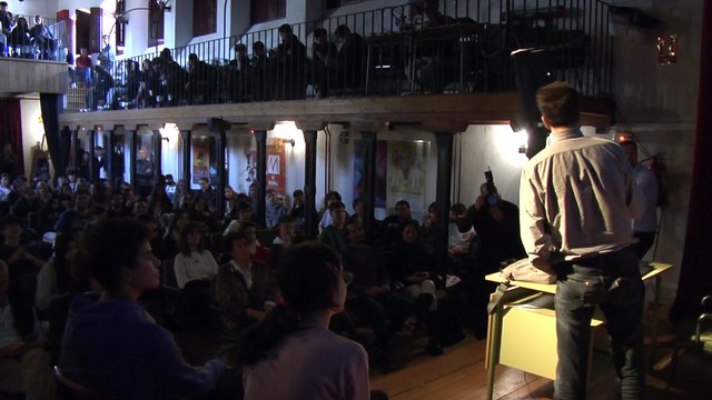 El director de Tadeo Jones inocula la semilla del cine en estudiantes toledanos