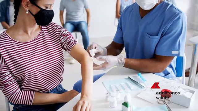 Vaccini: Lombardia in campo contro Covid, influenza ed Herpes Zoster