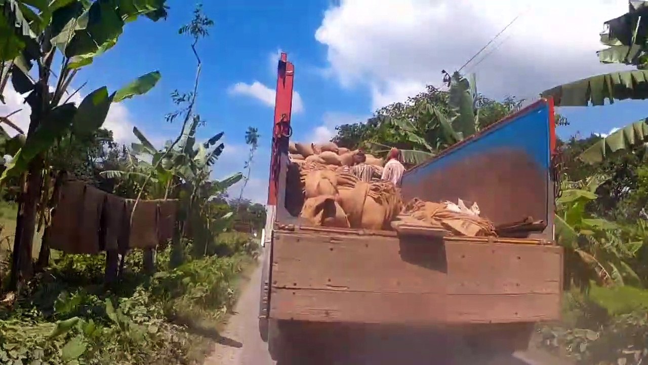 train mein bike lana kitna mushkil hai | train bike parcel