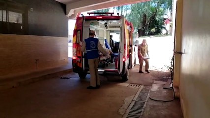 Mulher de 35 anos fica ferida após acidente no Santa Cruz