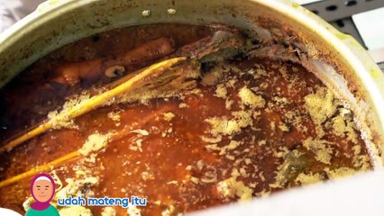 08.CUMA DISINI YG JUAL!! OPOR AYAM TAPI GA PAKE SANTAN..TERNYATA  SUDAH JUALAN PULUHAN TAHUN...