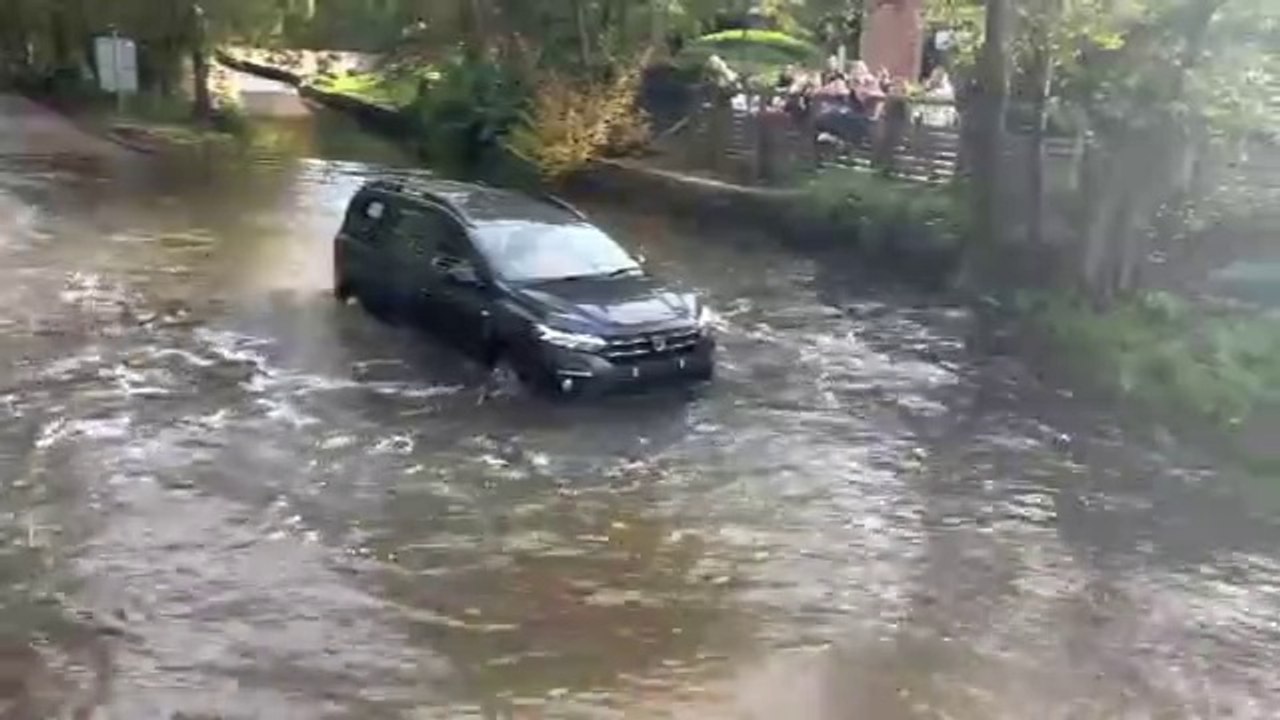 Rufford Ford  Vehicles vs DEEP water compilation  #99