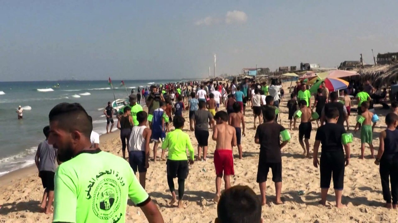 Gaza: Schwimm-Weltrekord von 1000 Kindern gescheitert