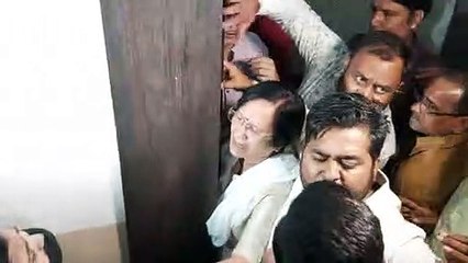 मम्मी जाओ, प्लीज जाओ...इस बार मत रुको