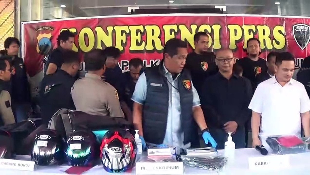 komplotan pecah kaca