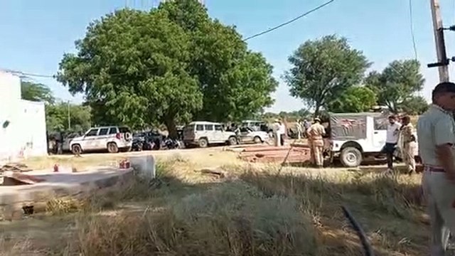 Mass sucide : मासूम बेटी के साथ पति-पत्नी ने की आत्महत्या