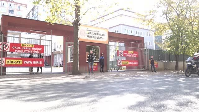 İstanbul'da okul çevrelerinde polis denetimleri sıklaştırıldı