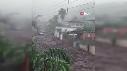 Venezuela'da sel ve toprak kayması: 7 ölü