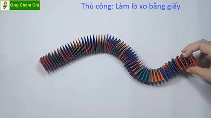 How to fold a paper elastic spring like a real is very interesting.