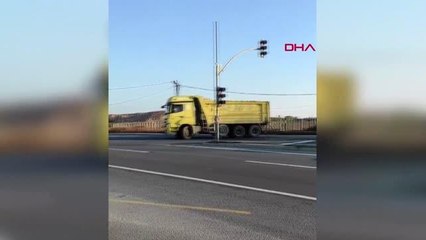 BÜYÜKÇEKMECE'DE HAFRİYAT KAMYONLARININ TERS YÖN TEHLİKESİ