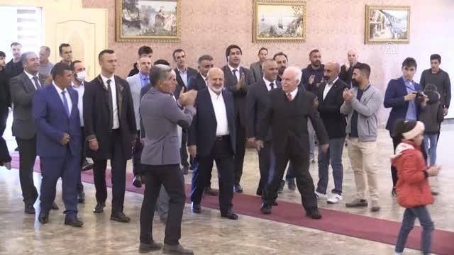 Doğu Perinçek, partisinin Olağan İl Kurultayı'na katıldı