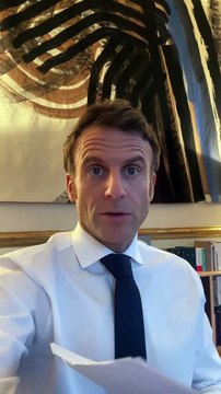 Dans une vidéo postée sur les réseaux sociaux; le Président de la République Emmanuel Macron demande aux français de lui envoyer leurs questions à propos de l'écologie
