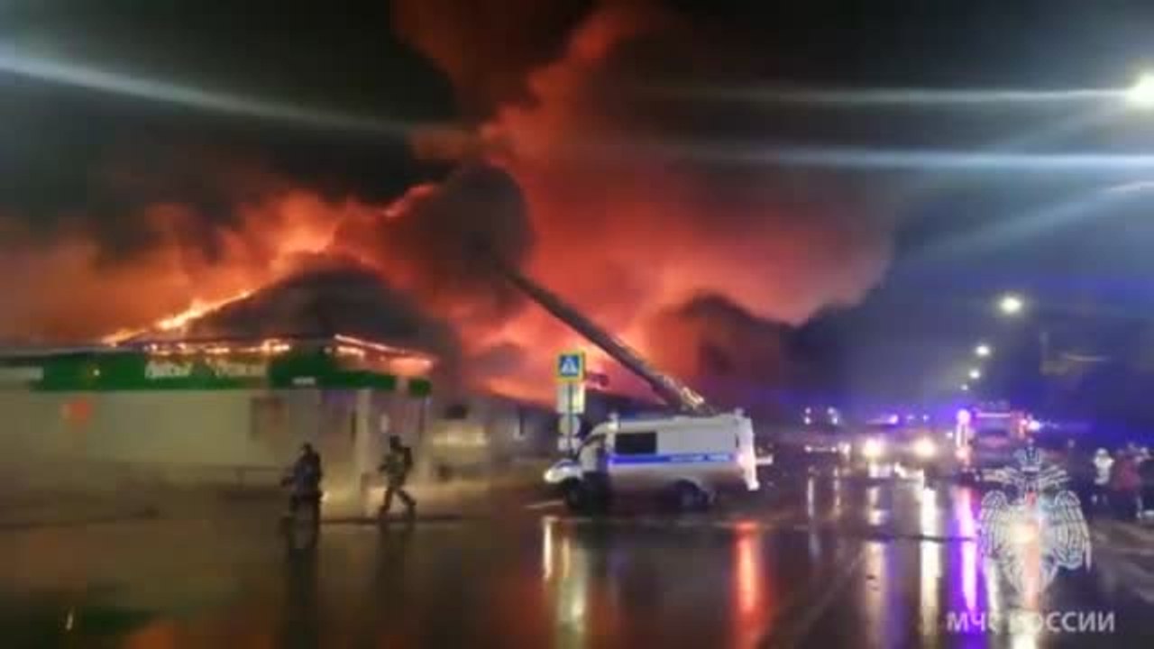 Al menos quince muertos en el incendio de una discoteca en Kostroma, Rusia