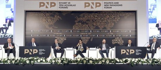AK Parti Genel Başkan Yardımcısı Efkan Ala, "21. Yüzyılda Siyaset ve Yeni Açılımlar Forumu"nda konuştu