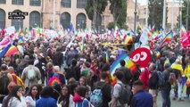 Des dizaines de milliers d'Italiens défilaient ce samedi pour la paix en Ukraine