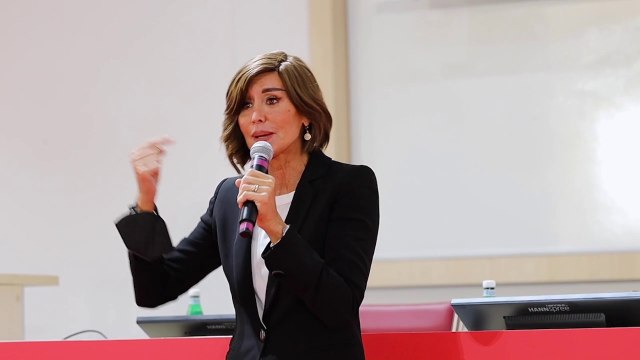 Milano, prima uscita per il ministro Bernini all'Università Cattolica