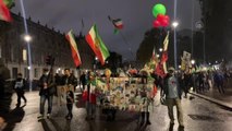 İranlı Mahsa Emini'nin ölümü protesto edildi
