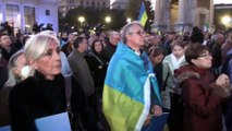 Manifestazione per la pace a Milano, Letizia Moratti si emoziona parlando del padre partigiano