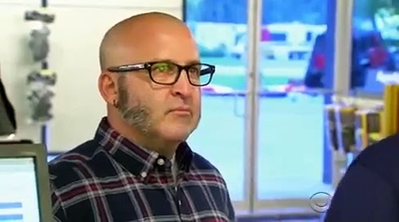 Undercover Boss (US) Se7 - Ep08 HD Watch HD Deutsch