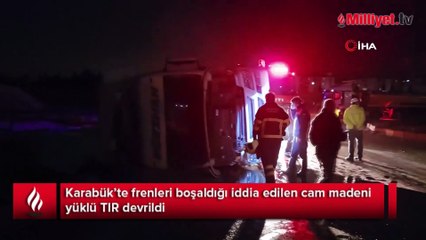 Devrilen TIR'ın tavan camından çıktı! Gözyaşlarını tutamadı